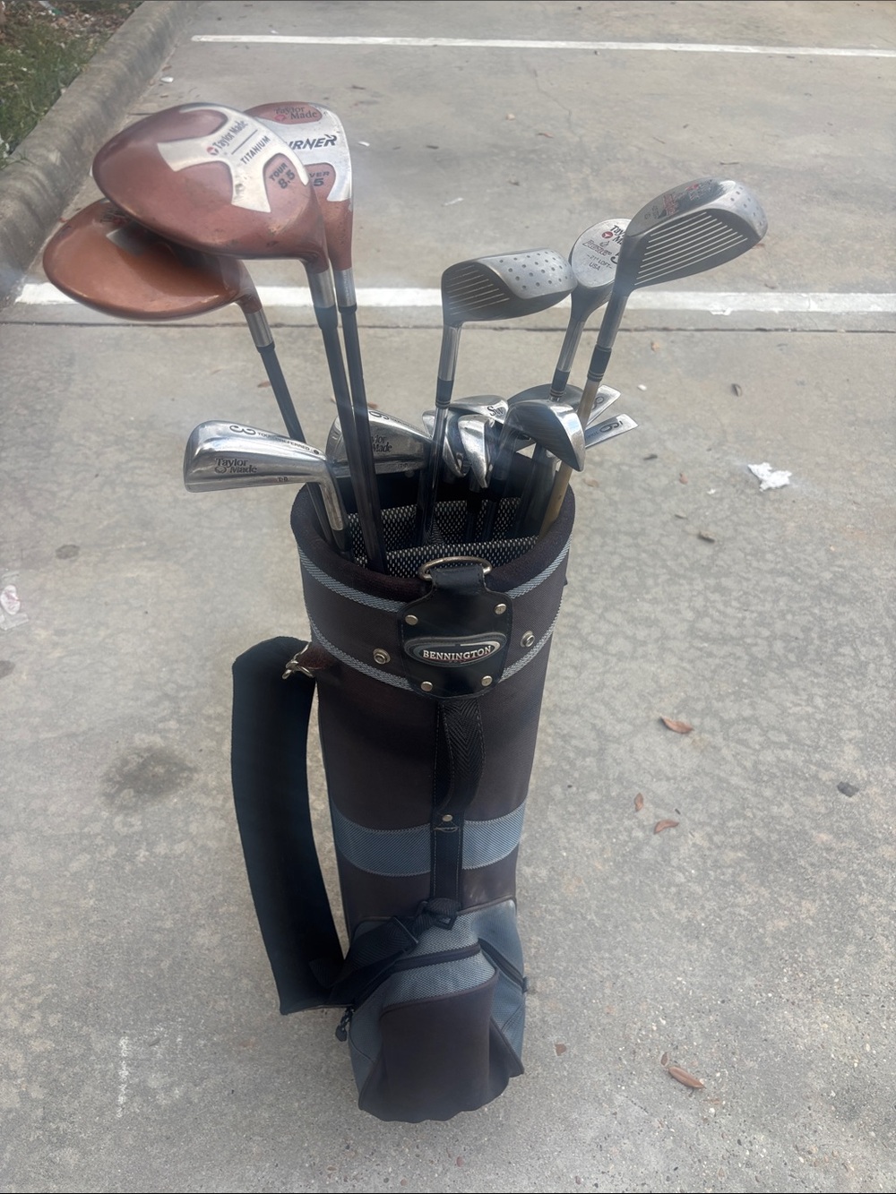 TaylorMade Golf Clubs with Brown and Gray Bag